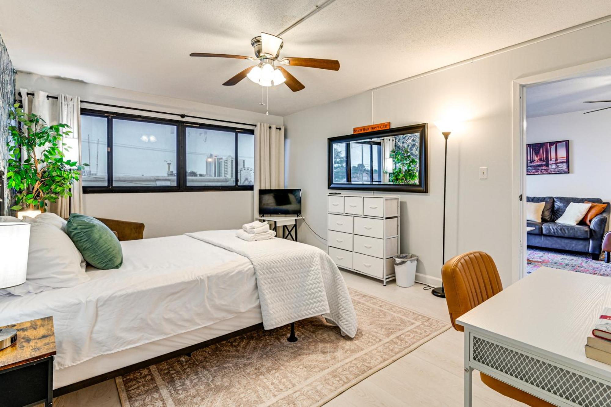 Updated Resort Condo, Walk To Myrtle Beach! Buitenkant foto