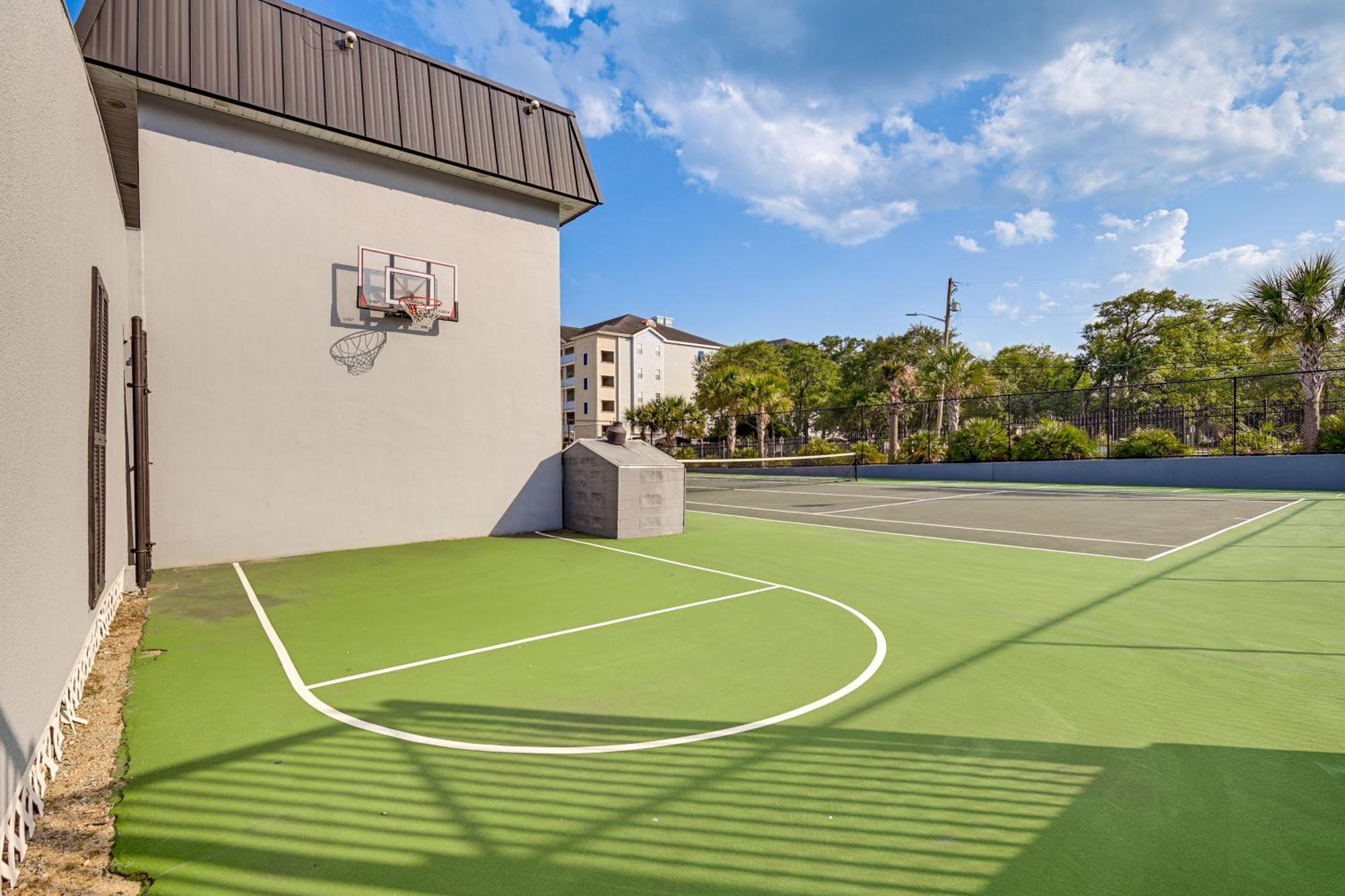 Updated Resort Condo, Walk To Myrtle Beach! Buitenkant foto