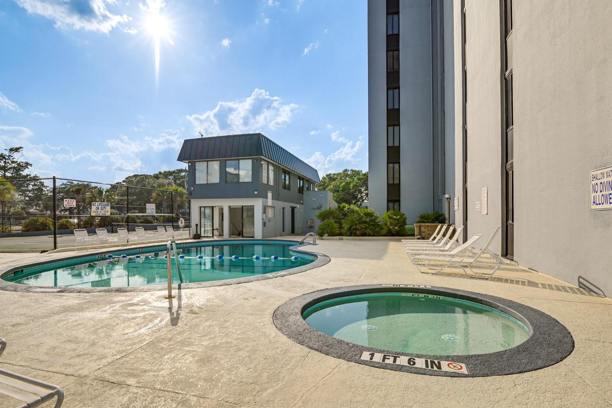 Updated Resort Condo, Walk To Myrtle Beach! Buitenkant foto
